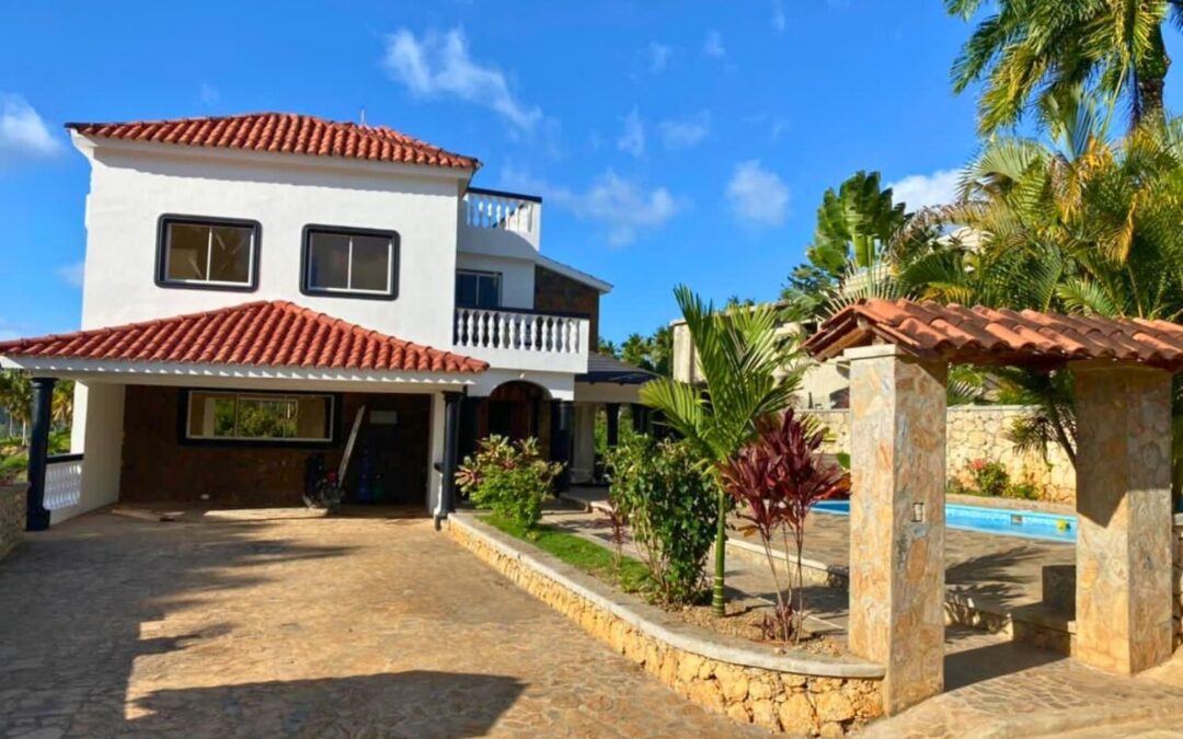 Villa con vista al mar en el Limón