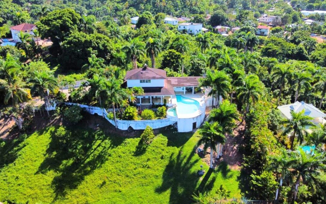 Villa con Vista a la Montaña en El Limón