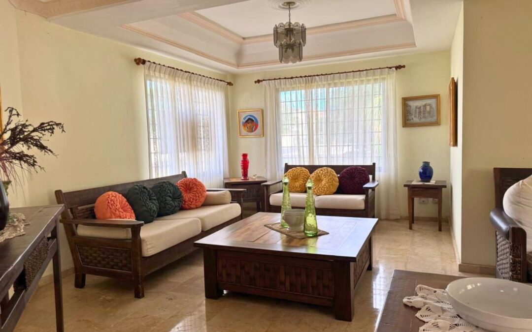 Amplia villa en venta La Romana